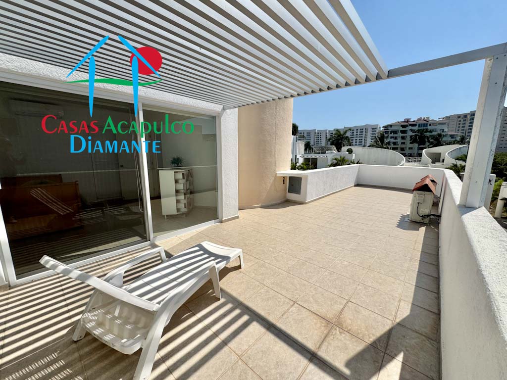 Xel-Ha 43 - Roof garden 1